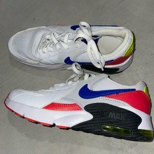 Nike air max youth size four